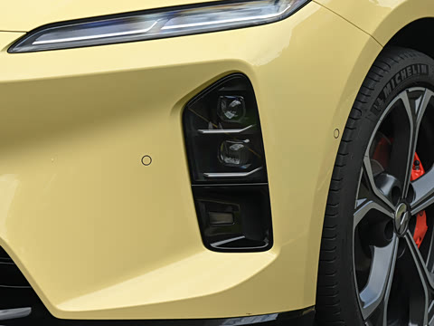 2025�� 75kWh Touring