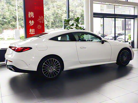 2025�� CLE 260 ���ܳ�