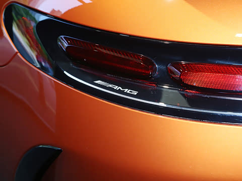 2025�� 63 S E Performance