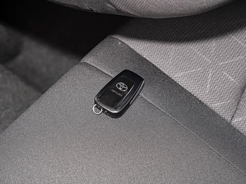 2023�� 2.0L CVT�������а�