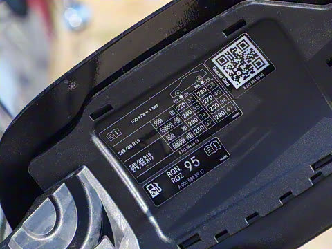 2022�� E 300 L ������