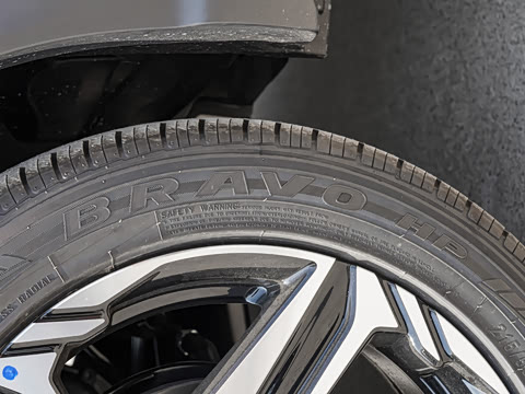 2025�� �Ŀ� ���� 2.0L CVT XV+���Ȱ�