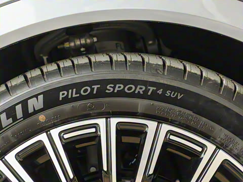 2025�� ����Ultra+ �߶���