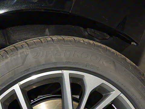 2023�� 55 TFSI ����������