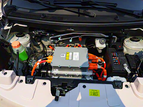 2025�� 210km ����Pro��