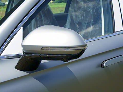 2025�� 2.0T ��������� 7��