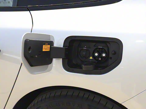 2025�� ���� 550Pro�캽��