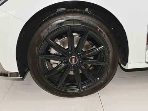 2025�� 2.0T ���а�