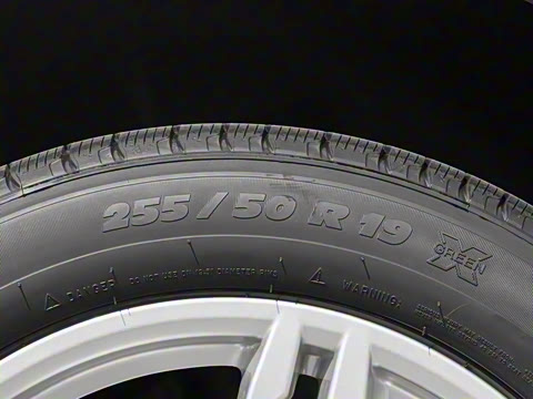 2023�� Macan 2.0T