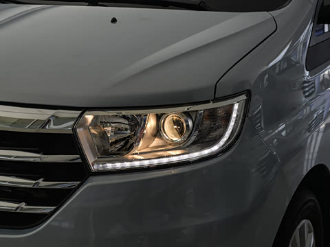 2023�� PLUS 1.8L 7/8��������