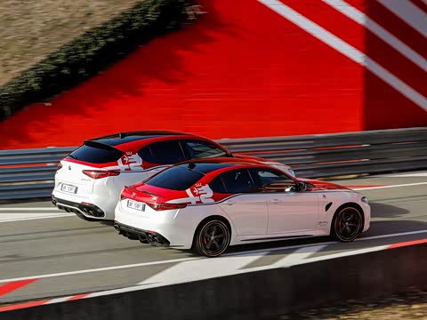 2019�� 2.9T 510HP F1������