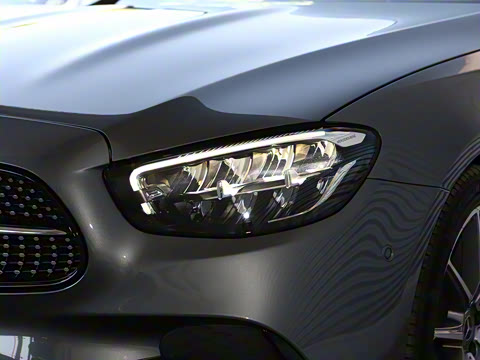 2023�� �Ŀ� E 260 ���ܳ�