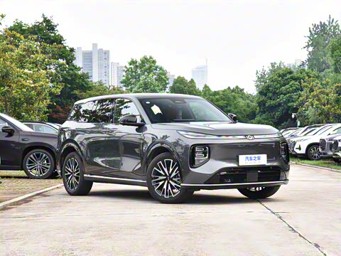 2025�� 215�콢��