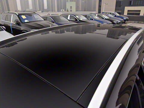 2022�� GLC 260 L 4MATIC ������