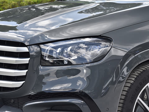 2025�� GLS 450 4MATIC ������