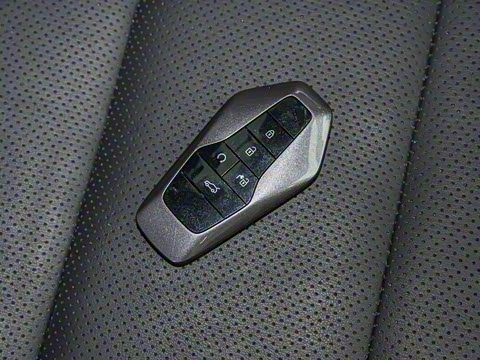 2022�� 620km Z���� 160kW 76.8kWh