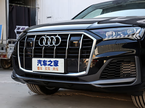 2021�� 55 TFSI quattro S line�����