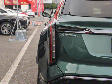 2025�� 2.0T ������