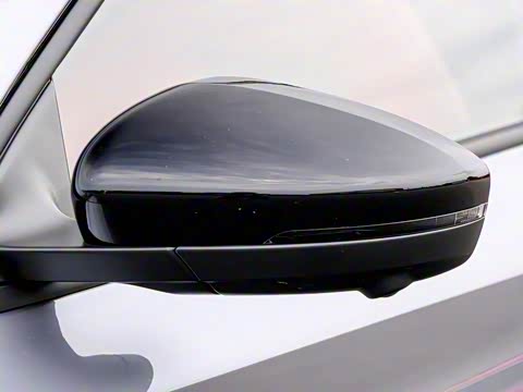 2020�� 1.5T �Զ�Trophy�Ǽ��콢��