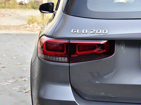 2022�� GLB 200 ʱ����