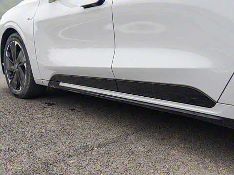 2023�� 1.5T E-�춯 ST-Line