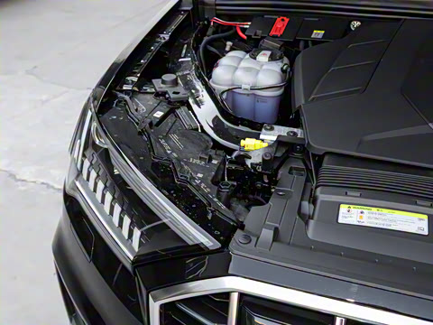 2021�� 55 TFSI quattro S line�����