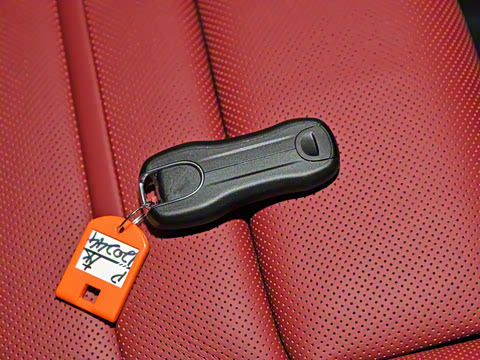 2023�� �Ŀ� Panamera 4 E-Hybrid ����� 2.9T