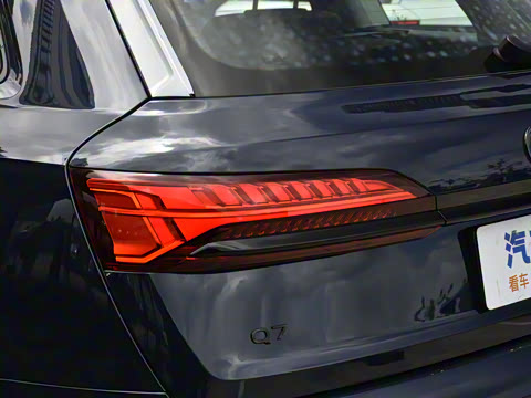 2025�� 45 TFSI quattro S line����ʿ��