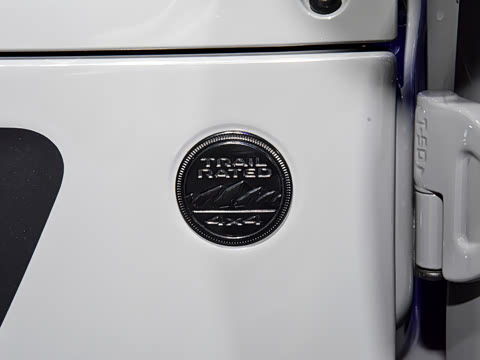 2022�� 3.6L ���а�