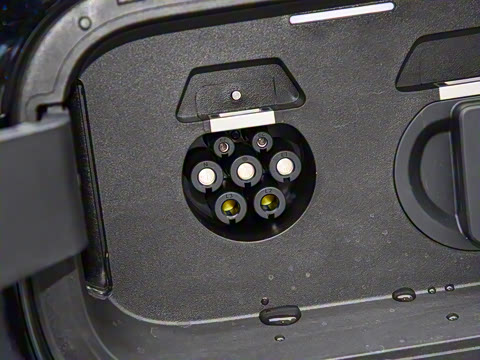 2025�� ���� Max�� 100kWh 6����