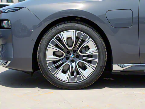 2023�� eDrive50L ���Ⱥ�����װ