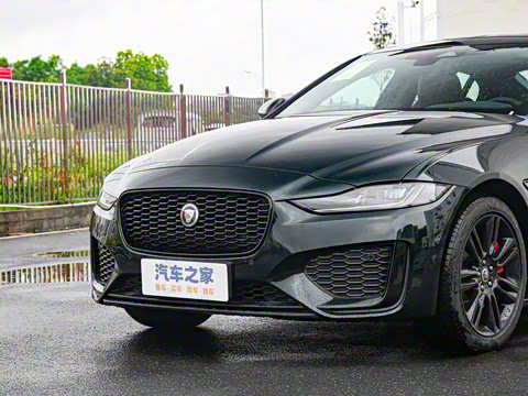 2025�� 2.0T 250PS R-DYNAMIC 90�����ذ�