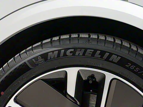 2025�� Ultra ���ܻ��°�