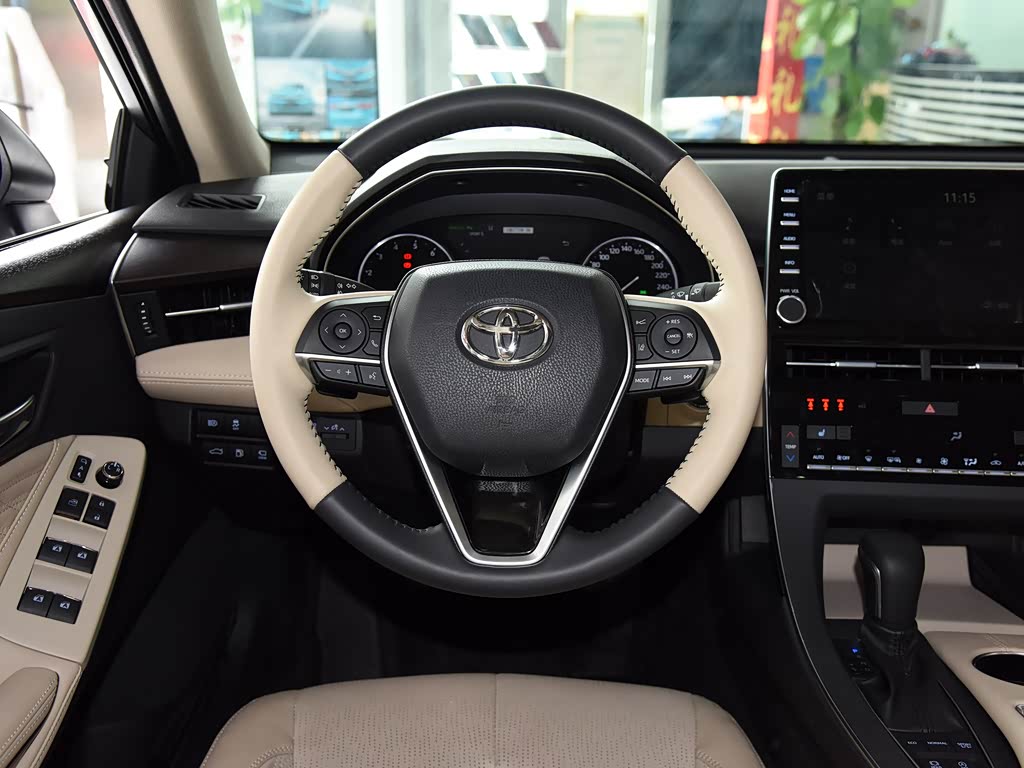 Toyota Avalon IV, Седан: фото поколения