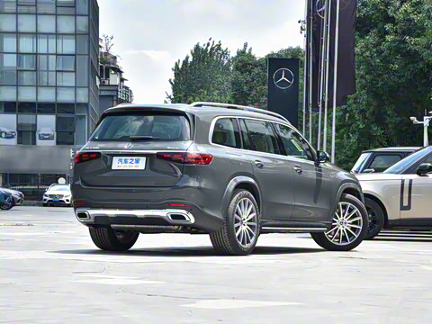 2025�� GLS 450 4MATIC ������