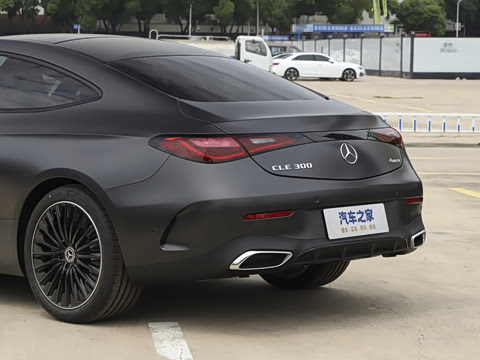 2025�� CLE 300 4MATIC �����ͽ��ܳ�