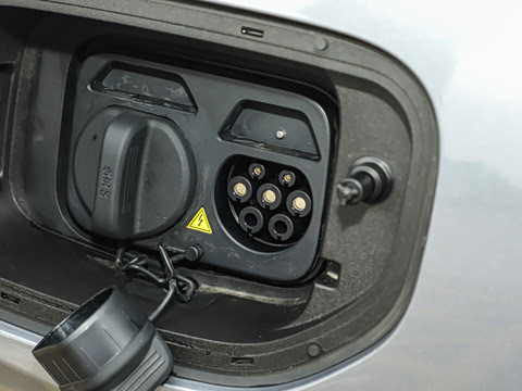 2025�� ����Ultra+ �߶���