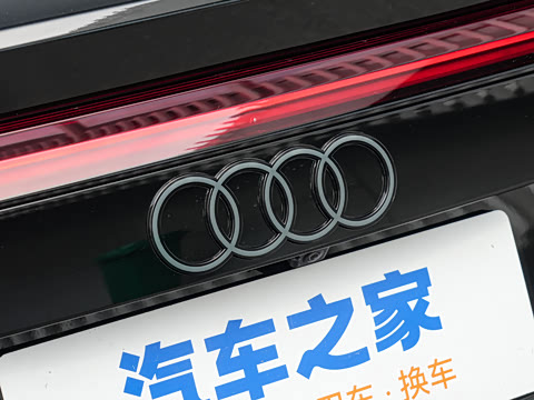 2025�� RS Q8 4.0T performance