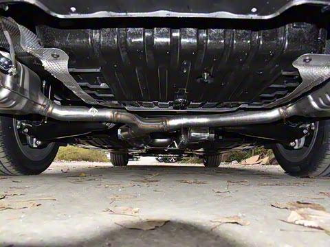 2022�� �Ŀ� E 300 L ʱ����