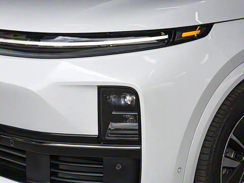 2025�� Pro ���ܻ��°�