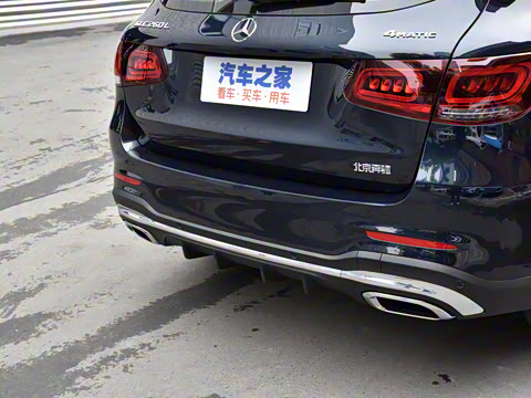 2022�� GLC 260 L 4MATIC ������