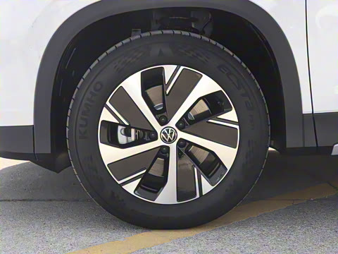 2025�� ̽��L 300TSI ������Ӣ