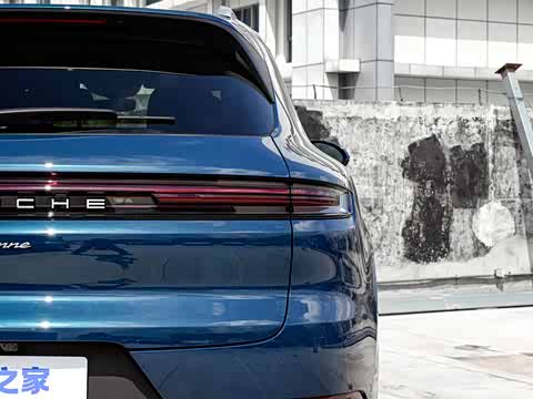 2024�� Cayenne 3.0T