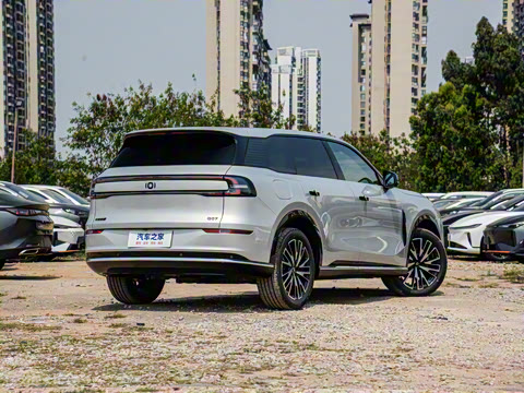 2025�� 215�콢��