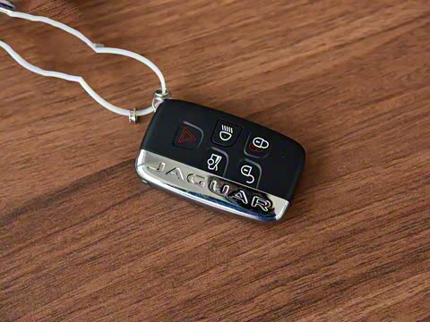 2020�� XFL 2.0T P200 ���������