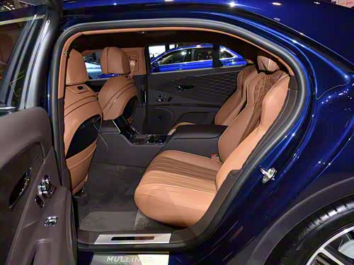 当前位置:>首页>宾利>飞驰插电混动>2024款2.9tv6hybridmulliner>