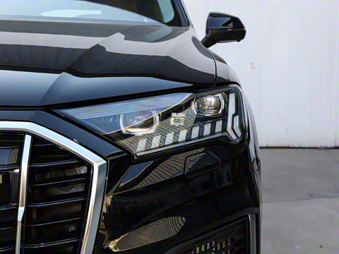 2021�� 55 TFSI quattro S line�����