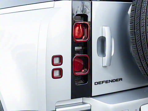 2022�� 90 2.0T P300 SE