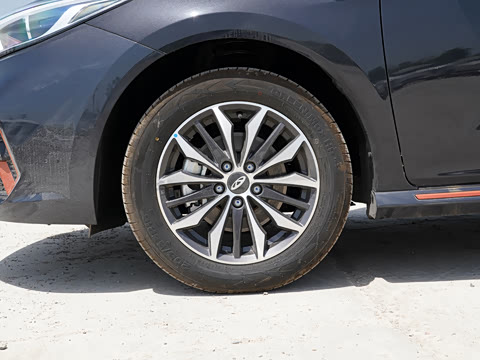 2023�� 1.5T CVT��PLUS