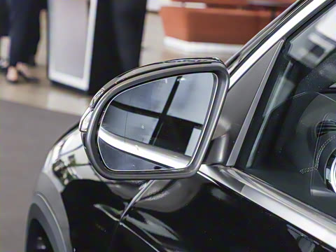 2025�� �Ŀ� GLA 220